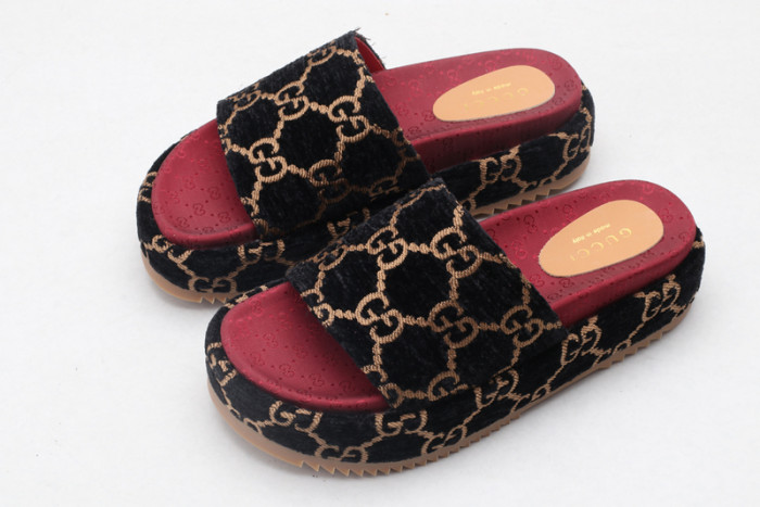 guc sandal