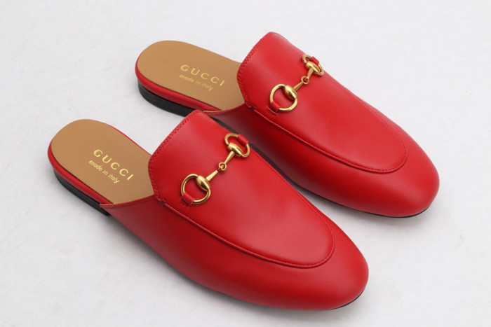 guc loafer