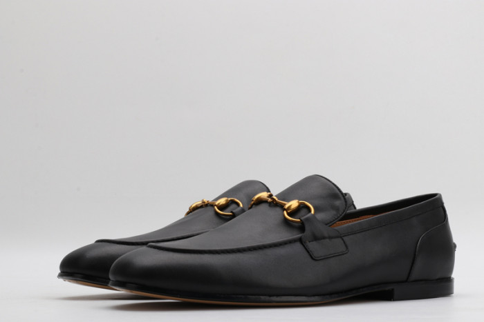 guc loafer