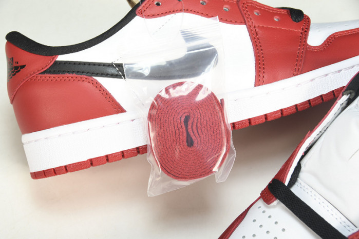 jordan 1 retro low chicago 705329-600