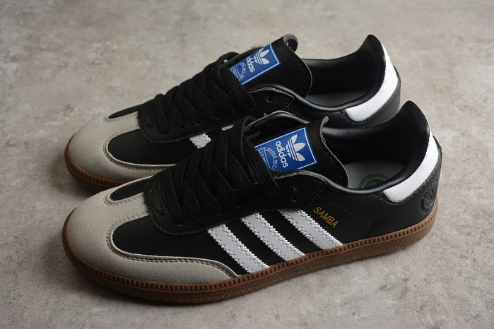 ad low-top sneaker 2303131