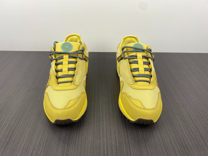 travis scott x nike air max 1 wheat do9392-700