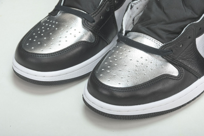 air jordan 1 high og wmns “silver toe” (red box) cd0461-001