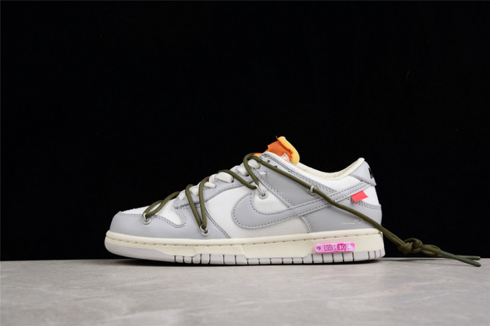 nike dunk low of lot 22 of 50 dm1602-124