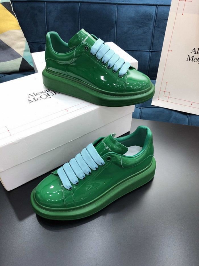 alex mcqu sneakers