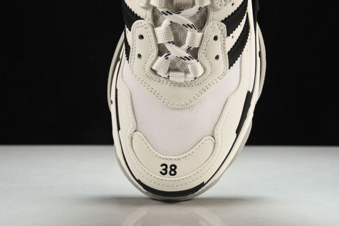 bl triple s trainers sneakers bts-04