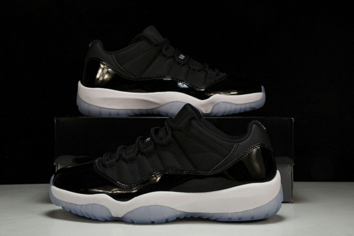 air jordan 11 “space jam" fv5104-004