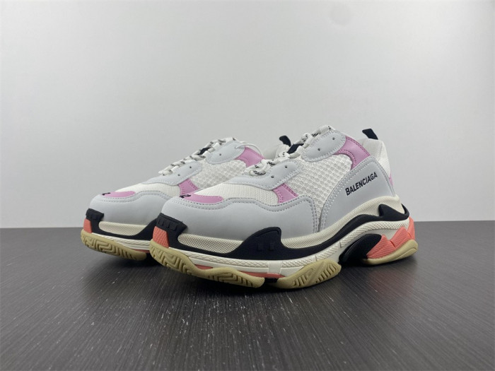 bl triple s trainers sneakers 536737 wo90m