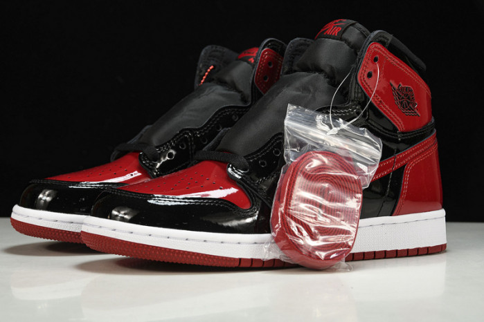 air jordan 1 high og “bred patent” 555088-063