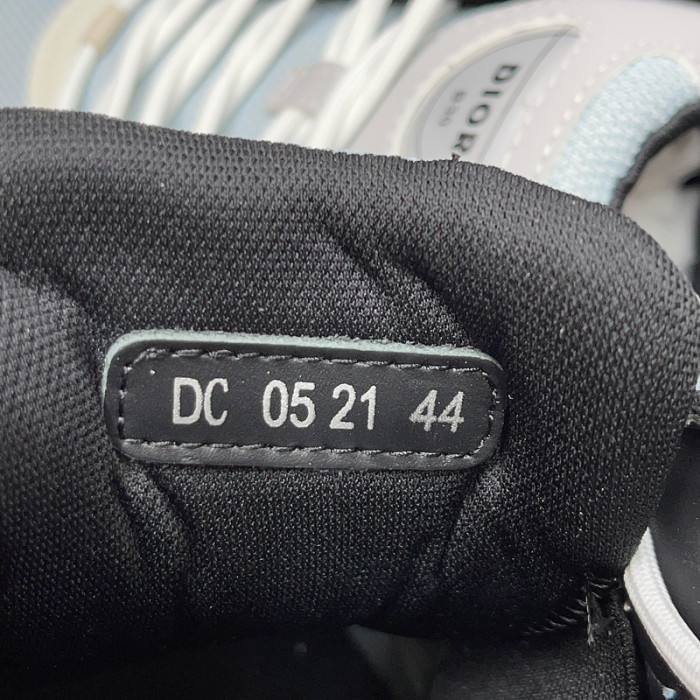 dr b30 trainer sneaker