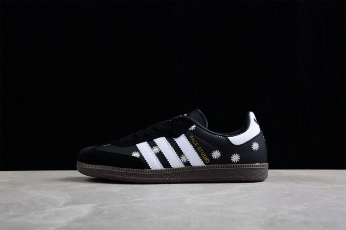 ad low-top sneaker 2303134