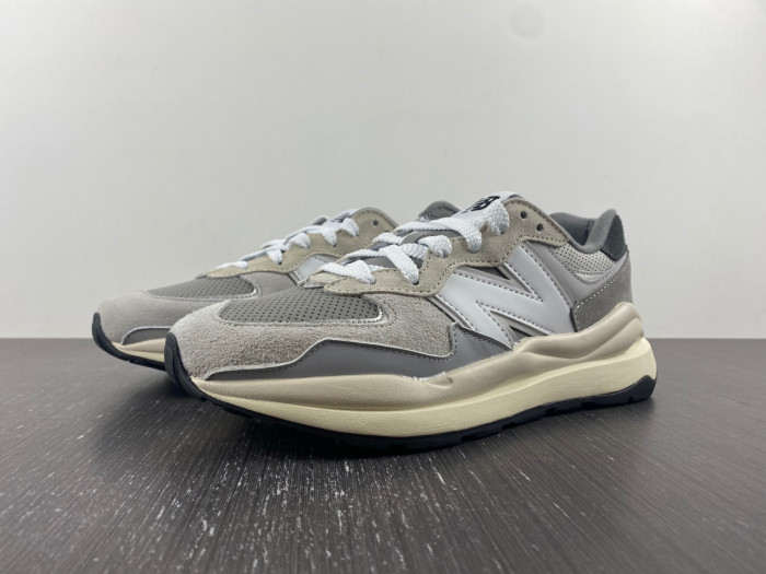 new balance 57/40 grey day m5740ta