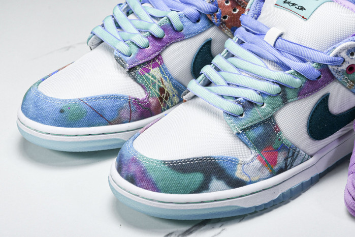 nike sb dunk low futura laboratories bleached aqua hf6061-400