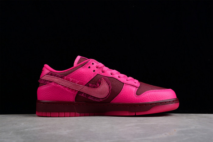 nike dunk low valentine