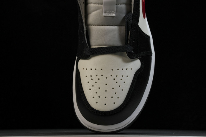 air jordan 1 mid “black toe” bq6472-160