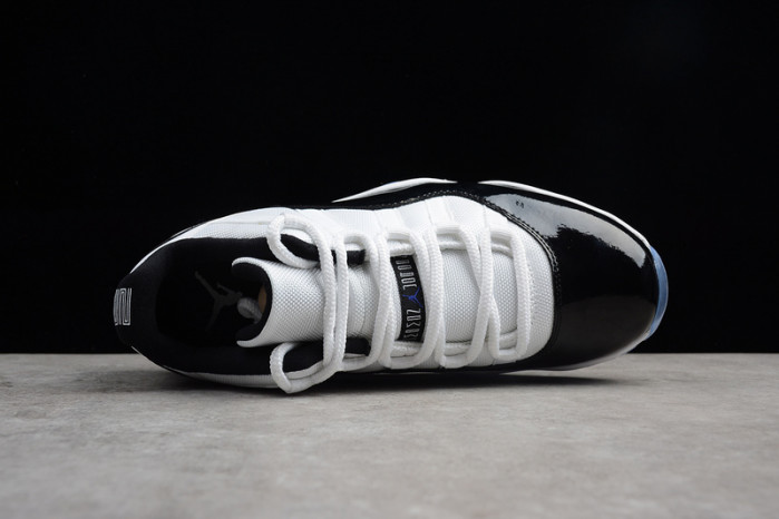 air jordan 11 low emerald 528895-007