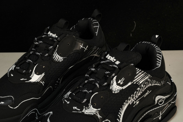 bl triple s trainers sneakers bts-15