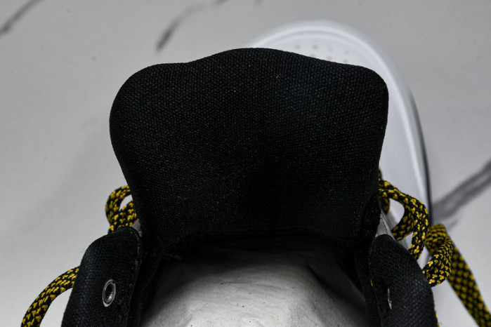 nike kobe 4 protro white black del sol av6339-101