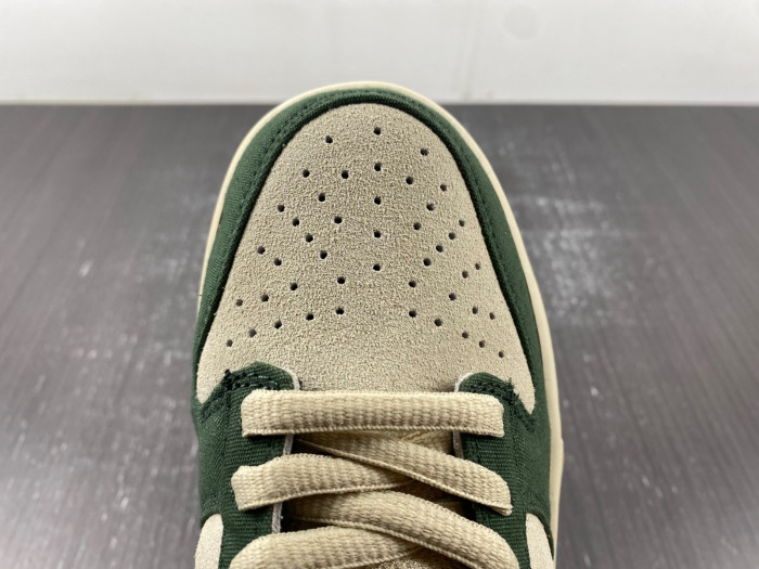 nike sb dunk low eire 304292-185