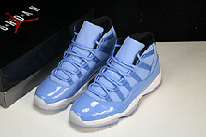 jordan 11 ultimate gift of flight 717602-900