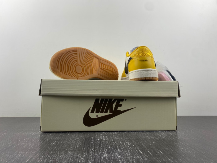 travis scott x air jordan 1 dz4137-700