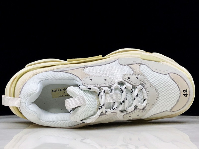 bl 17fw triple s sneaker dad shoe cream h903p018