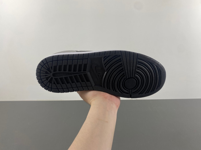jordan 1 low og shadow (2024) cz0790-003