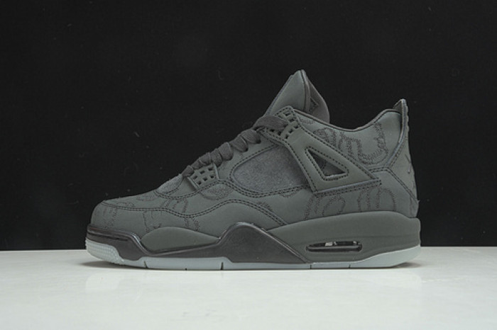 jordan 4 retro kaws black 930155-001