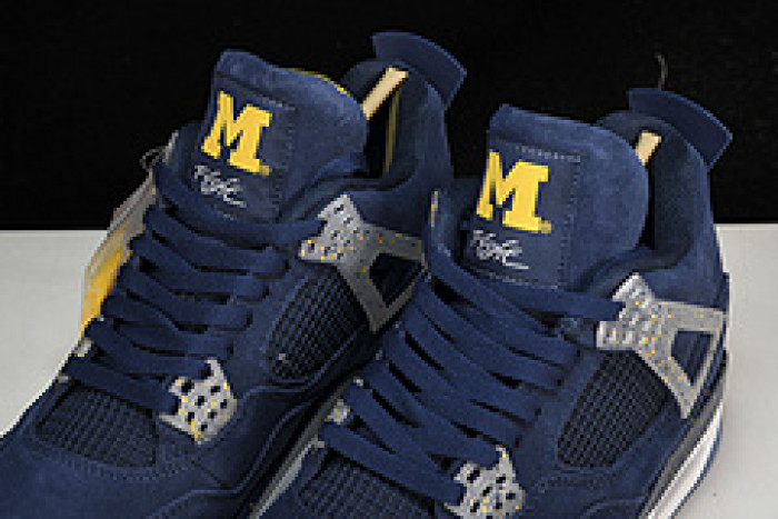 jordan 4 retro michigan aj4 1036660