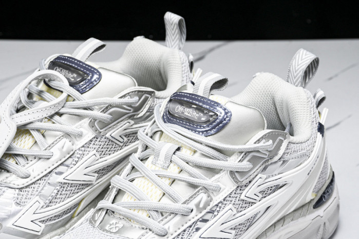 of be right back sneakers ob4