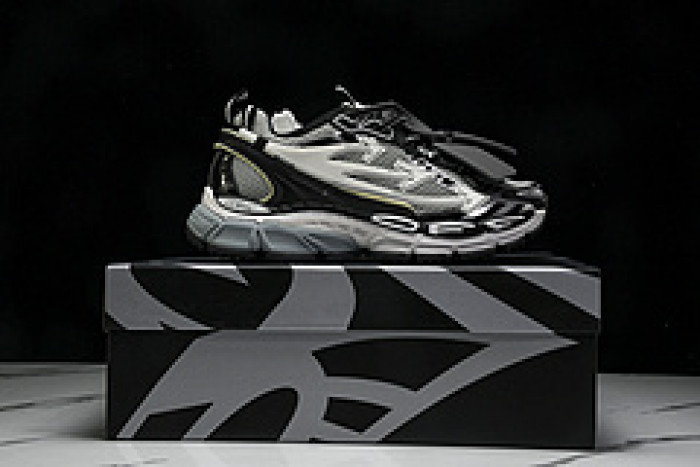 of be right back sneakers ob8