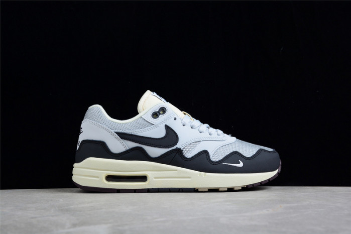 patta x nike air max 1 black white grey dh1348-002 patta x nike air max 1 black white grey dh1348-002